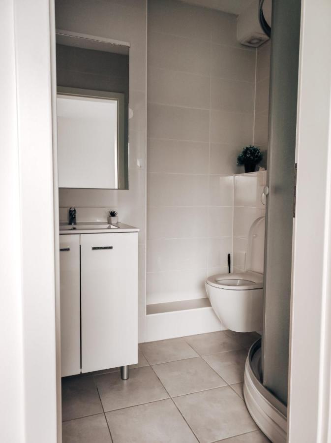 Studio Apartment Sanya #2 Ljubljana Kültér fotó